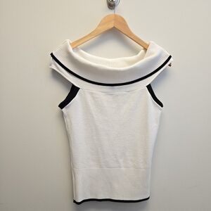 Heart Soul Medium Vintage Y2K Knit Off Shoulder Sweater White Black